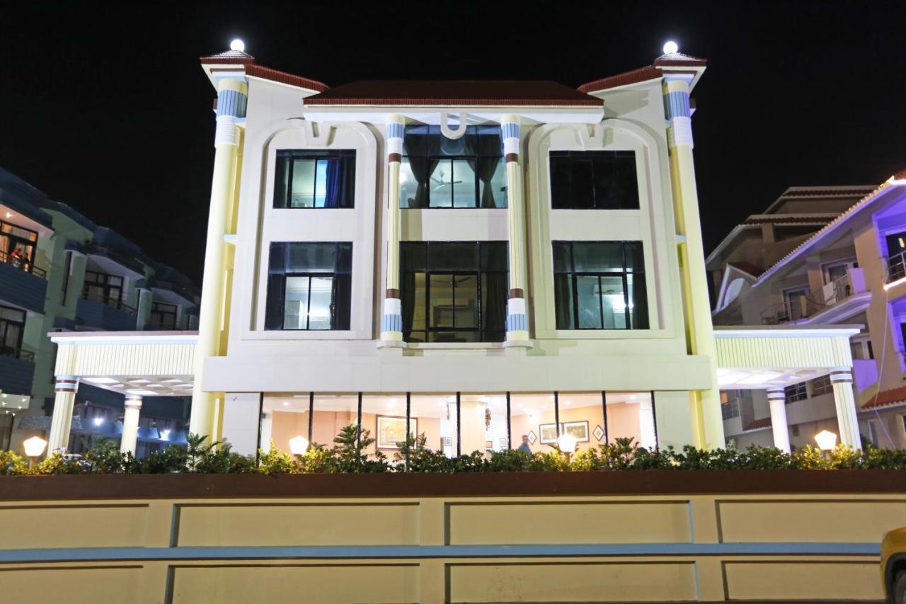 Hotel Niladri Puri Bagian luar foto